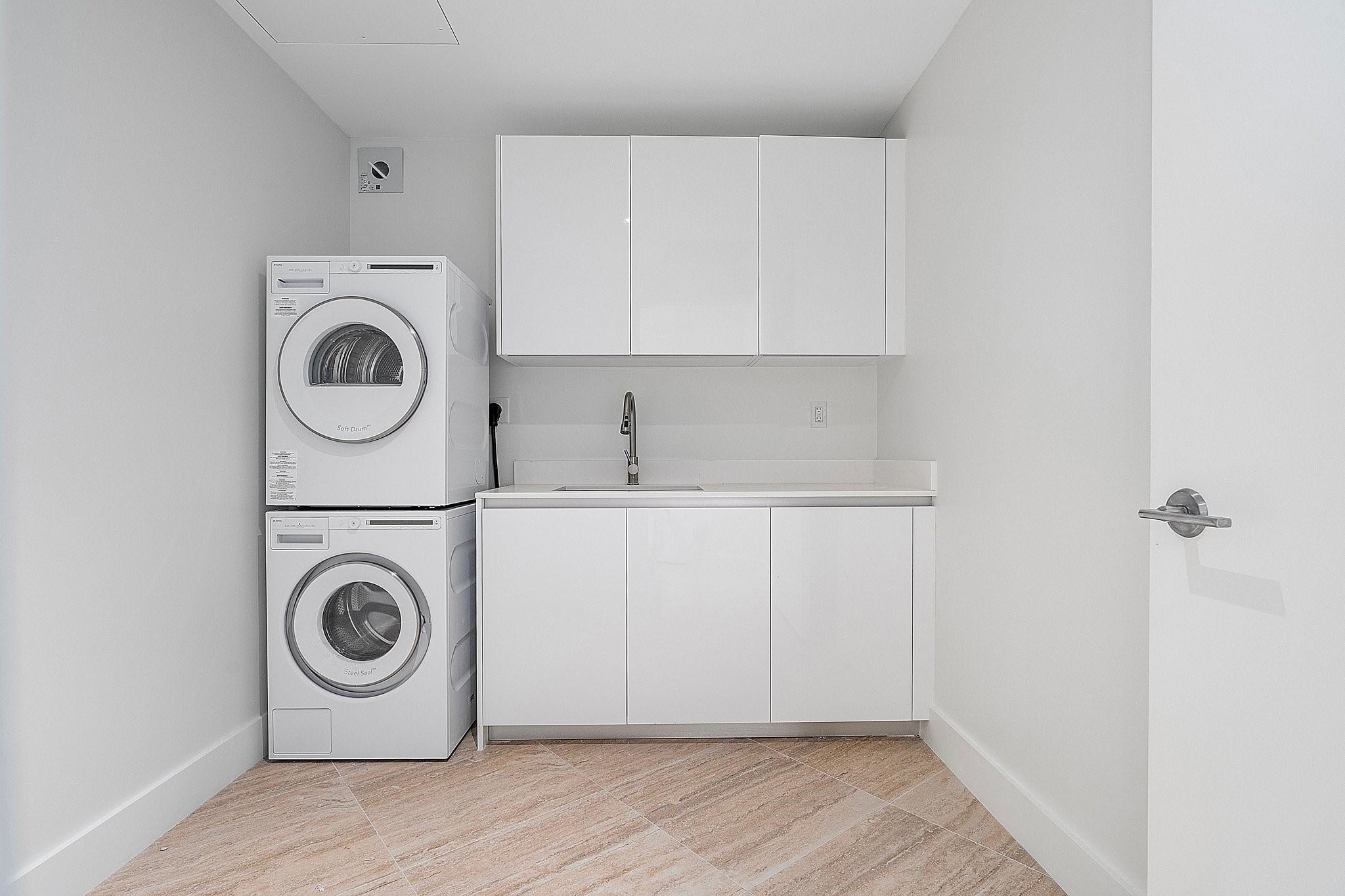 Four Seasons - Residential