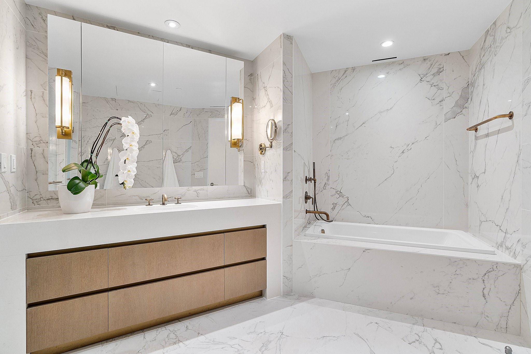 Four Seasons - Residential