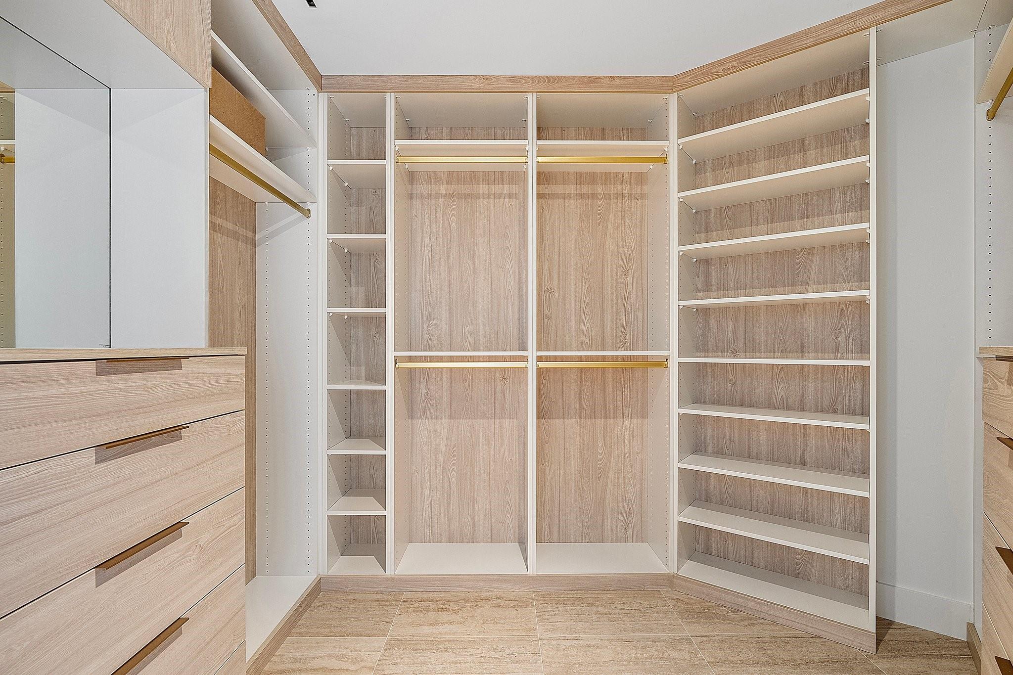 Four Seasons - Residential