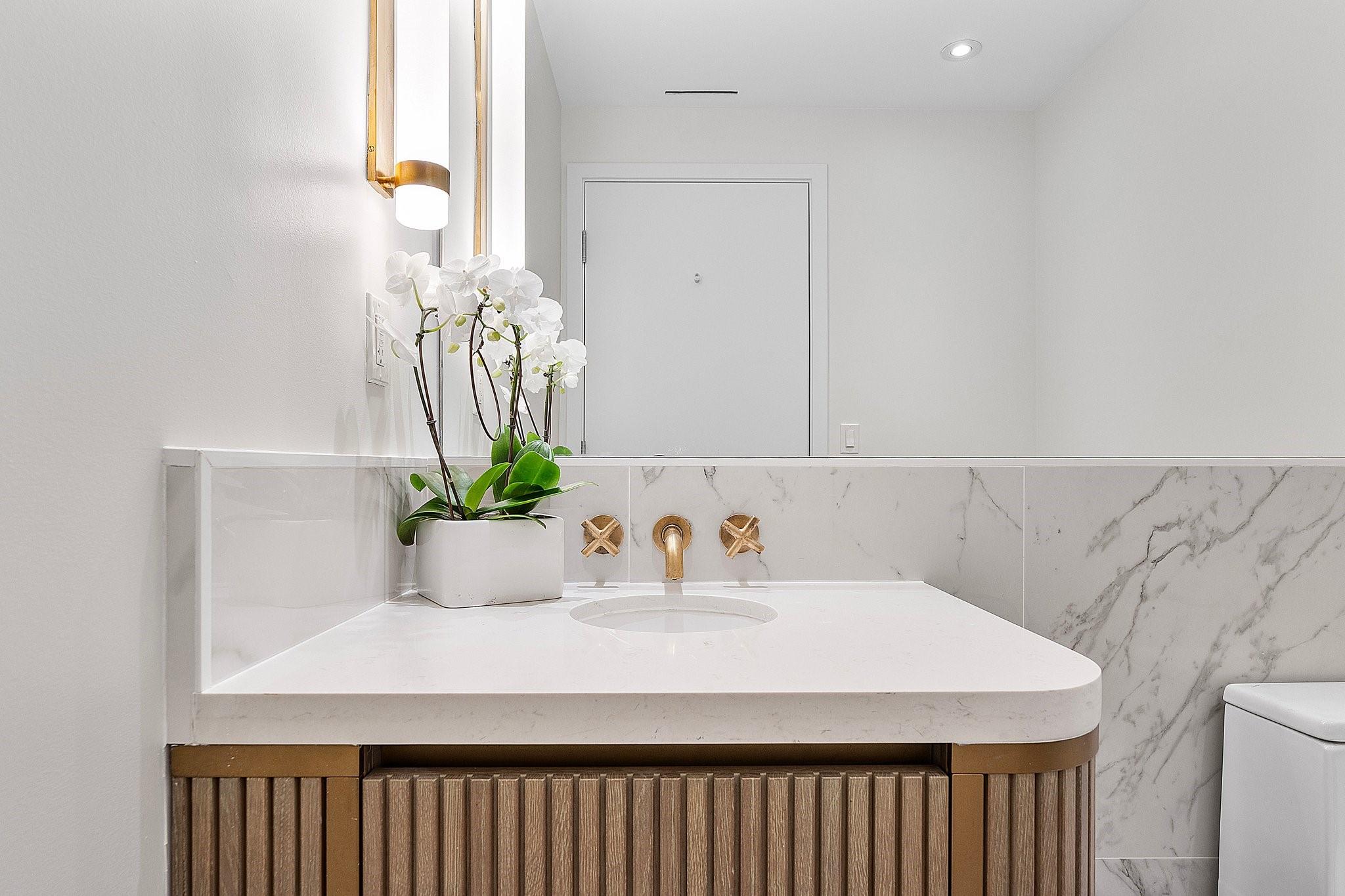 Four Seasons - Residential