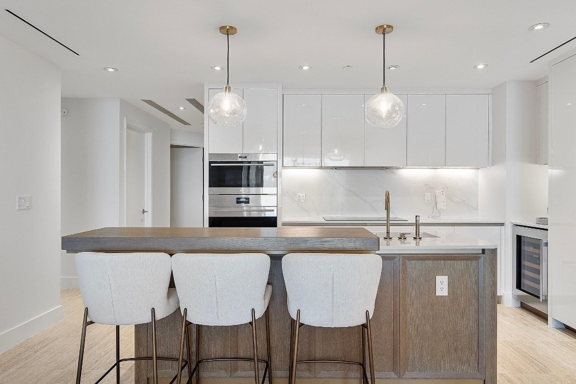 Four Seasons - Residential