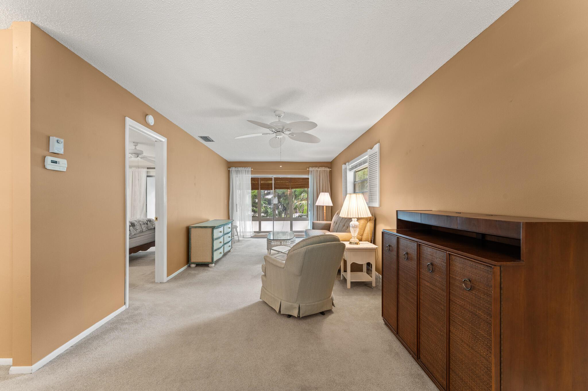 KINGSWOOD CONDO - Residential