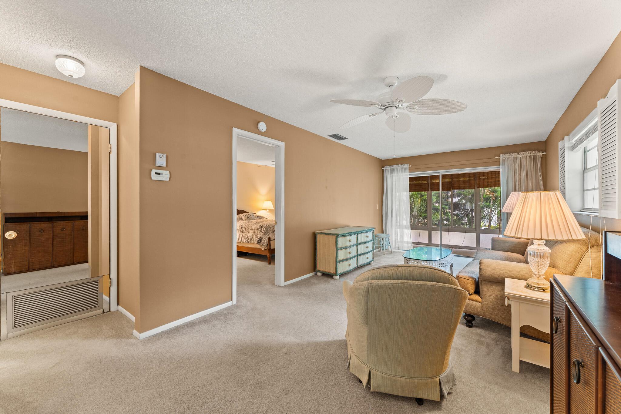 KINGSWOOD CONDO - Residential