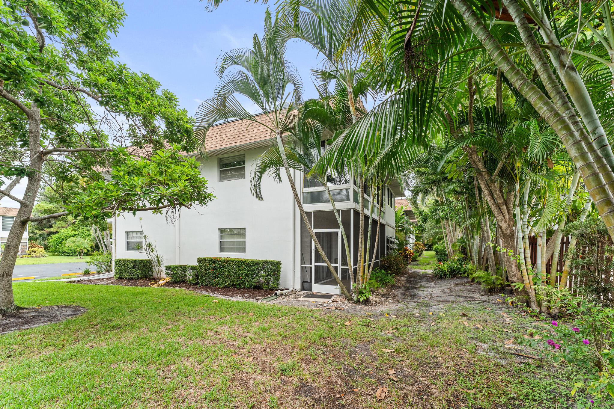KINGSWOOD CONDO - Residential