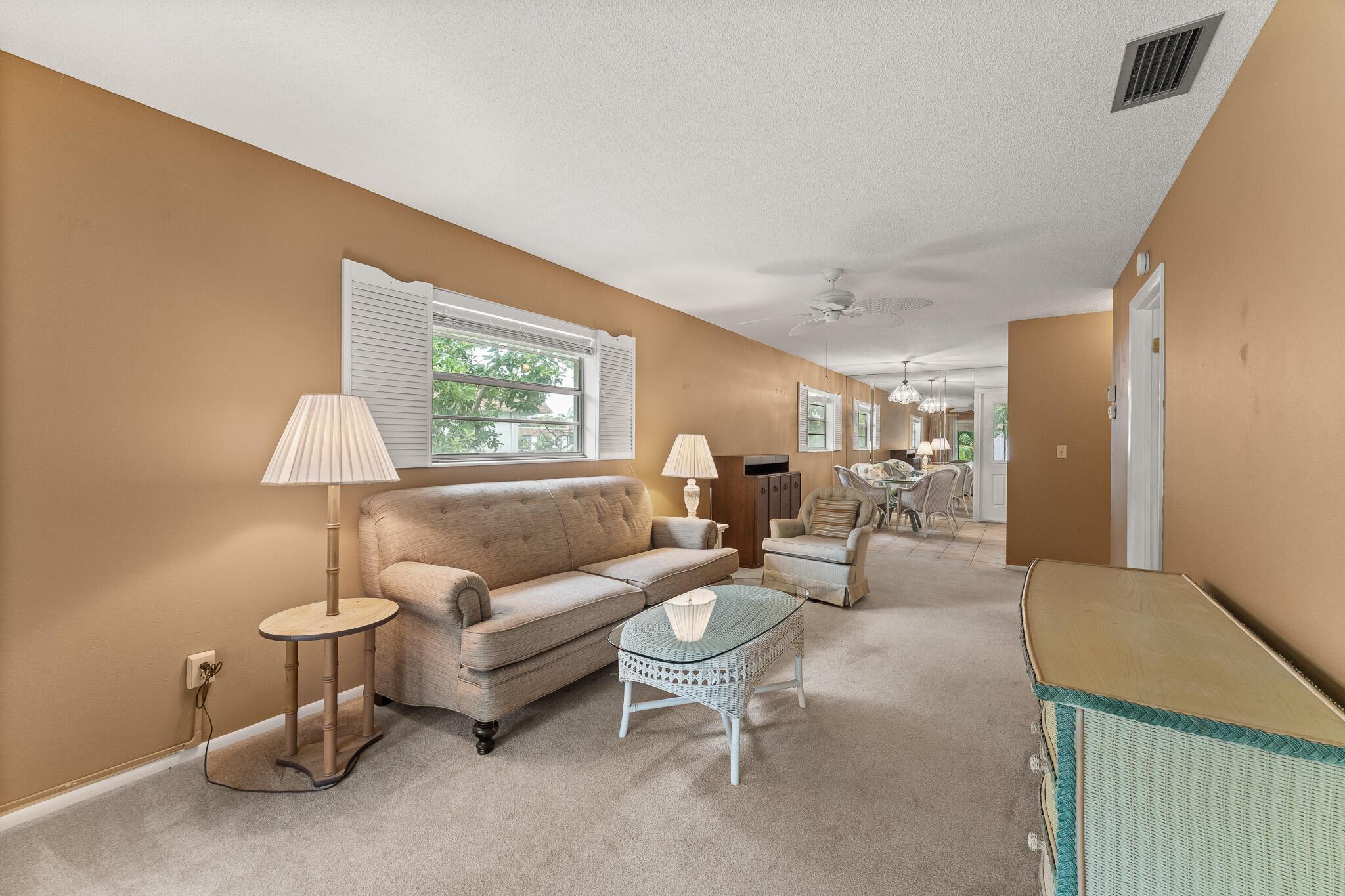 KINGSWOOD CONDO - Residential