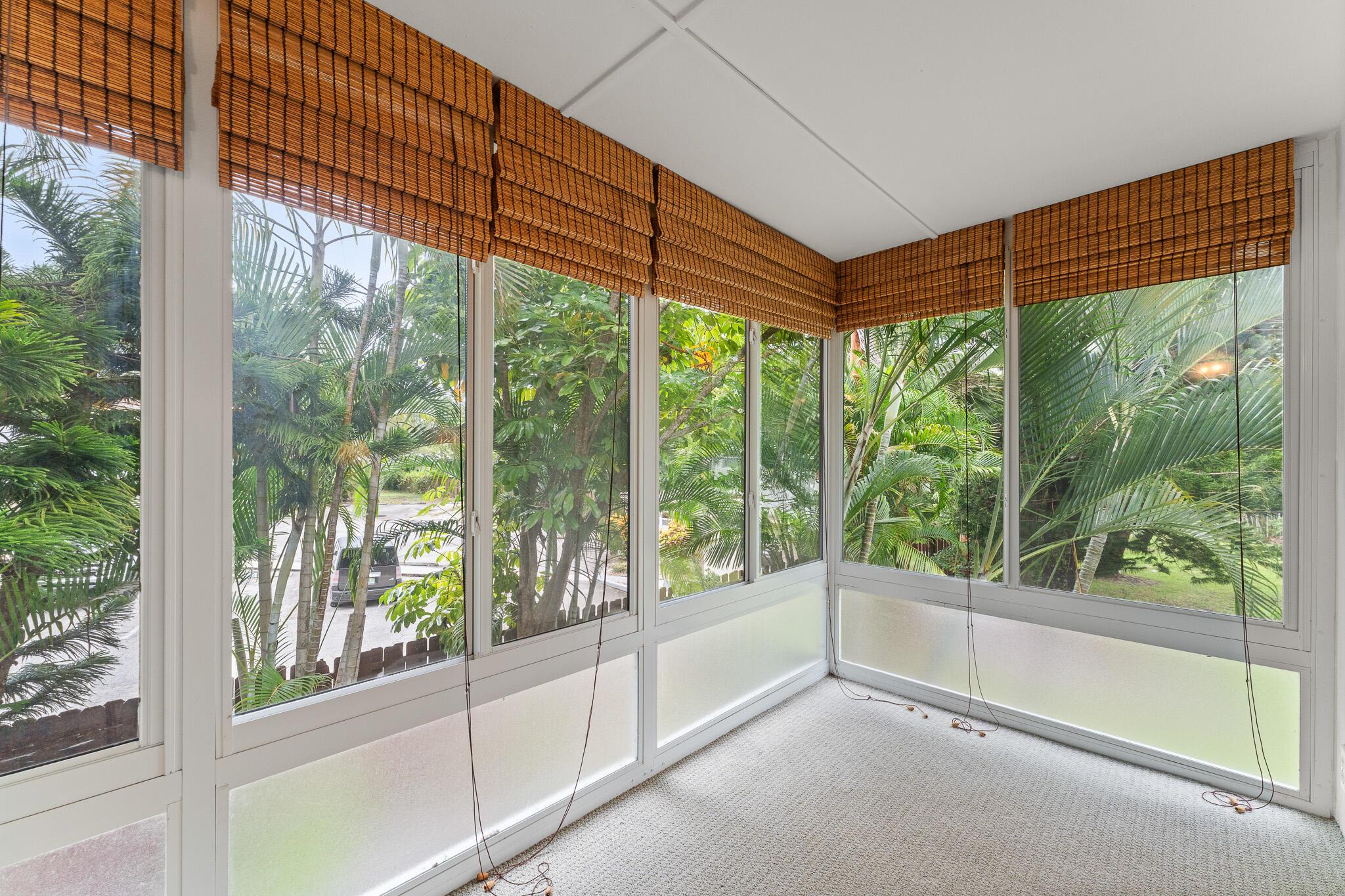 KINGSWOOD CONDO - Residential