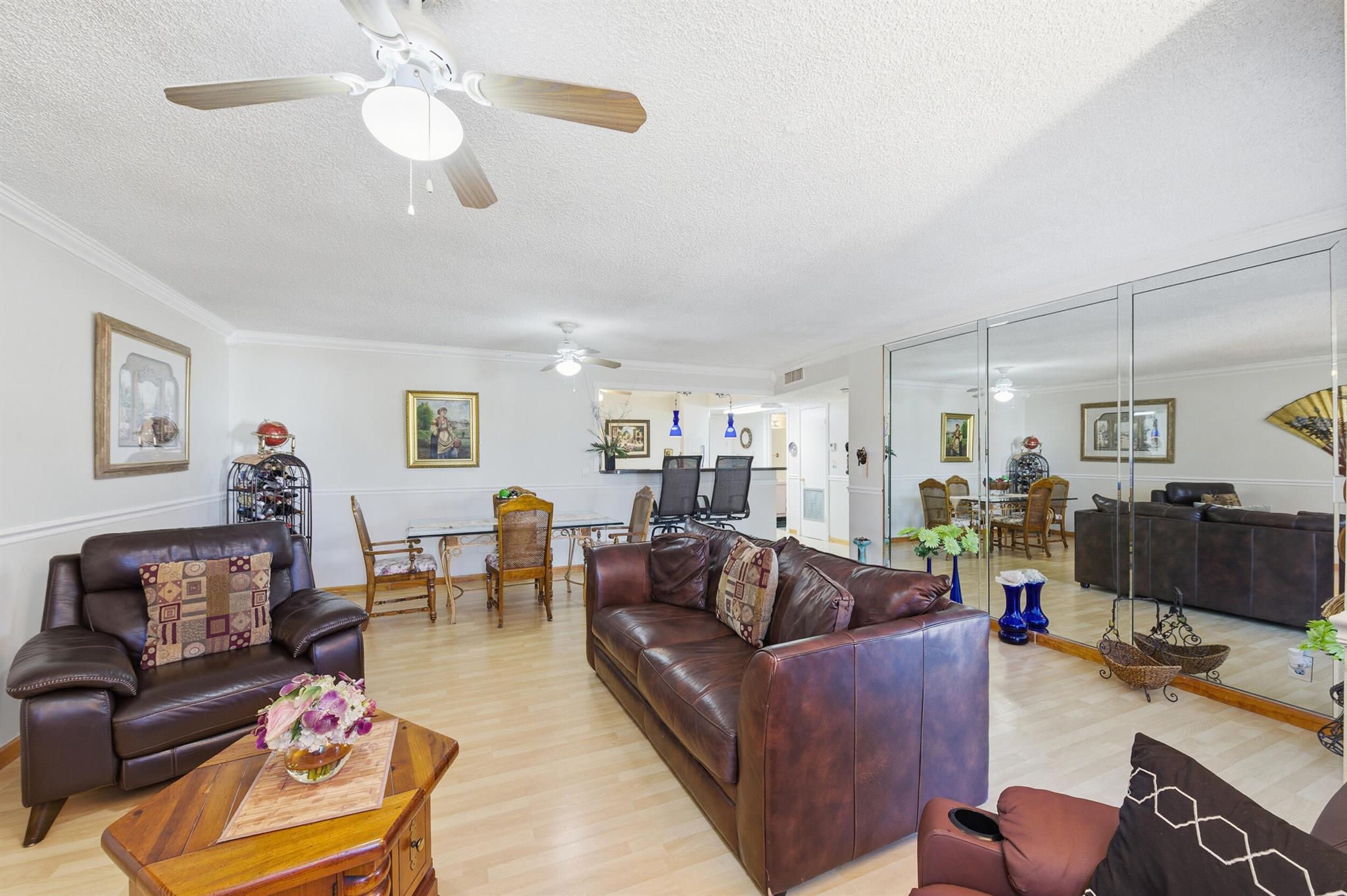 CASTLE APARTMENTS 14 COND - Residential Lease