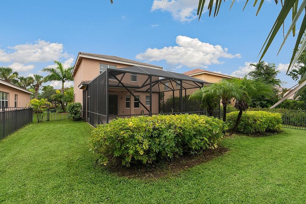 FALCON TRACE TWO - Residential Lease