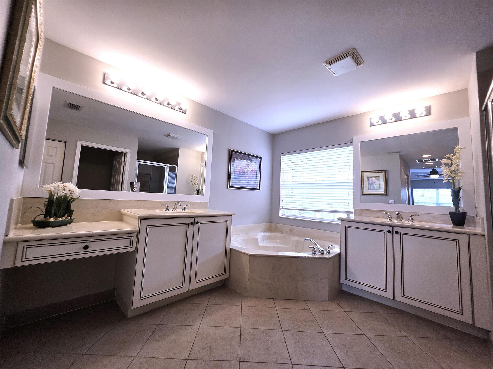 FALCON TRACE TWO - Residential Lease