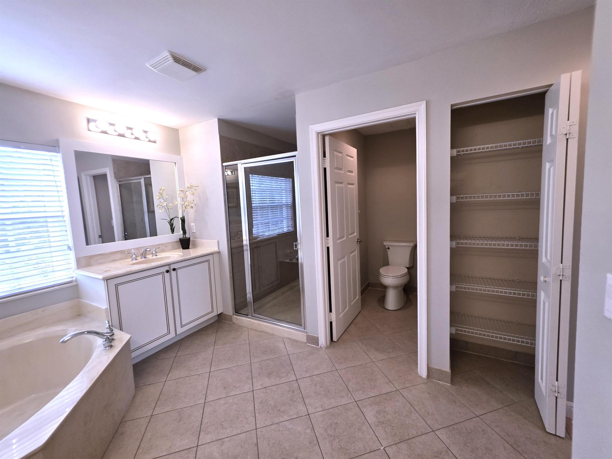 FALCON TRACE TWO - Residential Lease