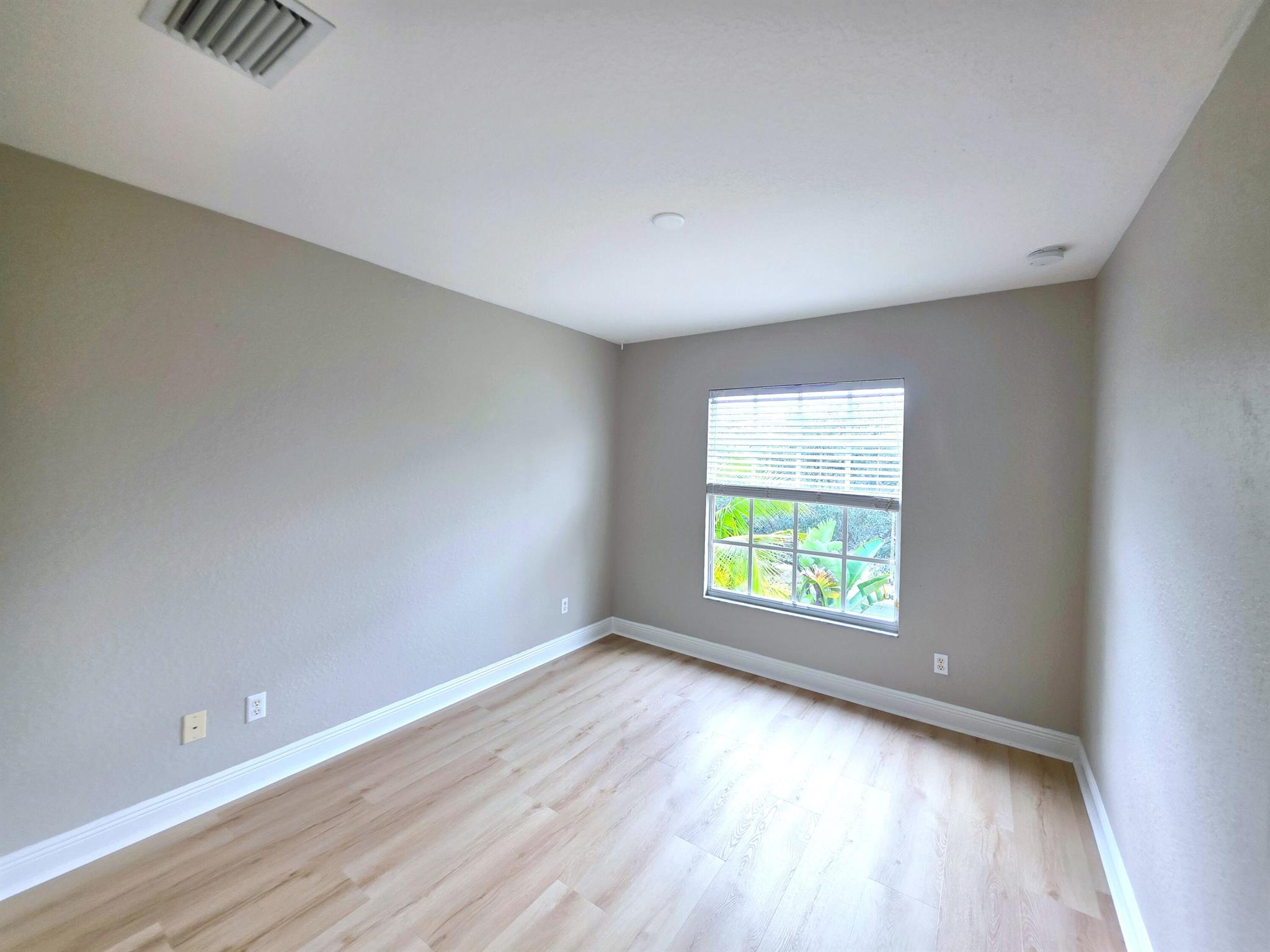 FALCON TRACE TWO - Residential Lease