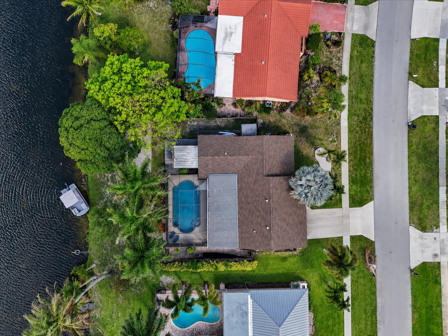 SOUTH SHORE 1 OF WELLINGTON - Residential