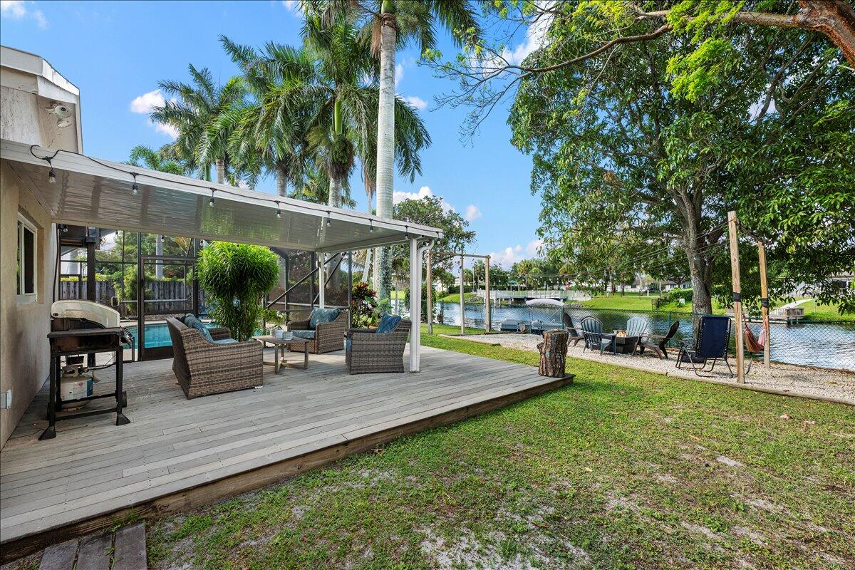 SOUTH SHORE 1 OF WELLINGTON - Residential