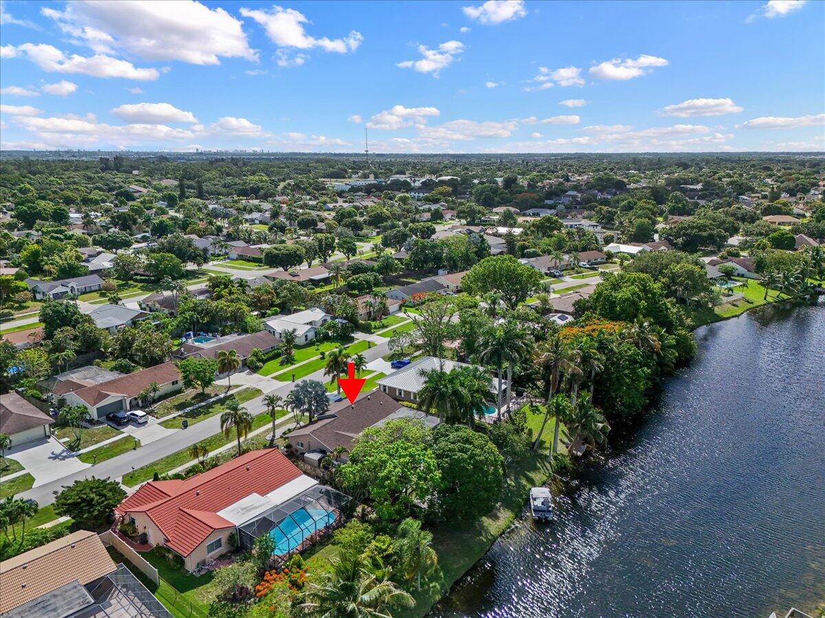 SOUTH SHORE 1 OF WELLINGTON - Residential