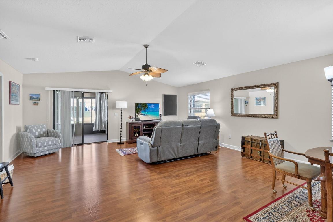 Spanish Lakes One - Residential