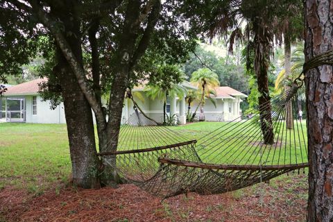 A home in Loxahatchee