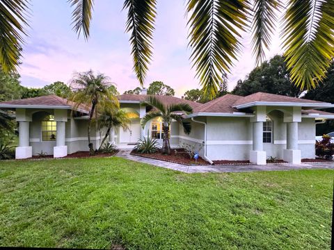 A home in Loxahatchee