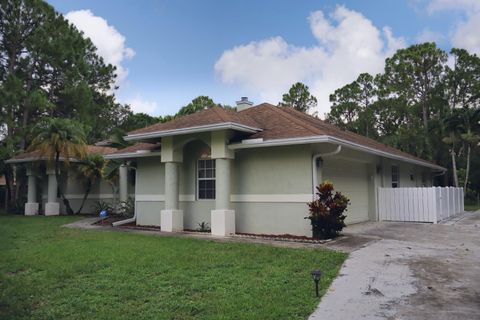 A home in Loxahatchee