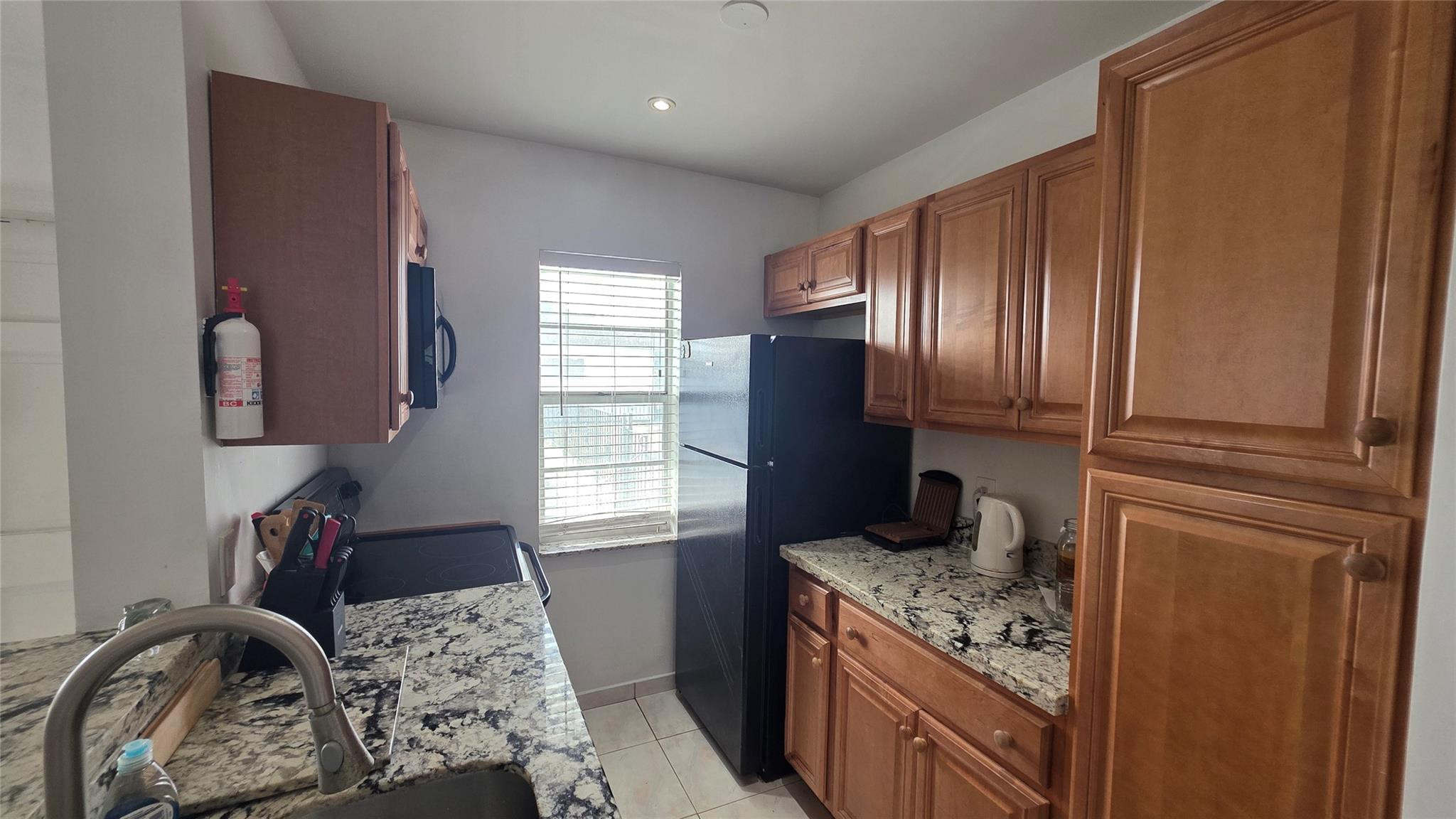 CYPRESS GARDEN - Residential Lease