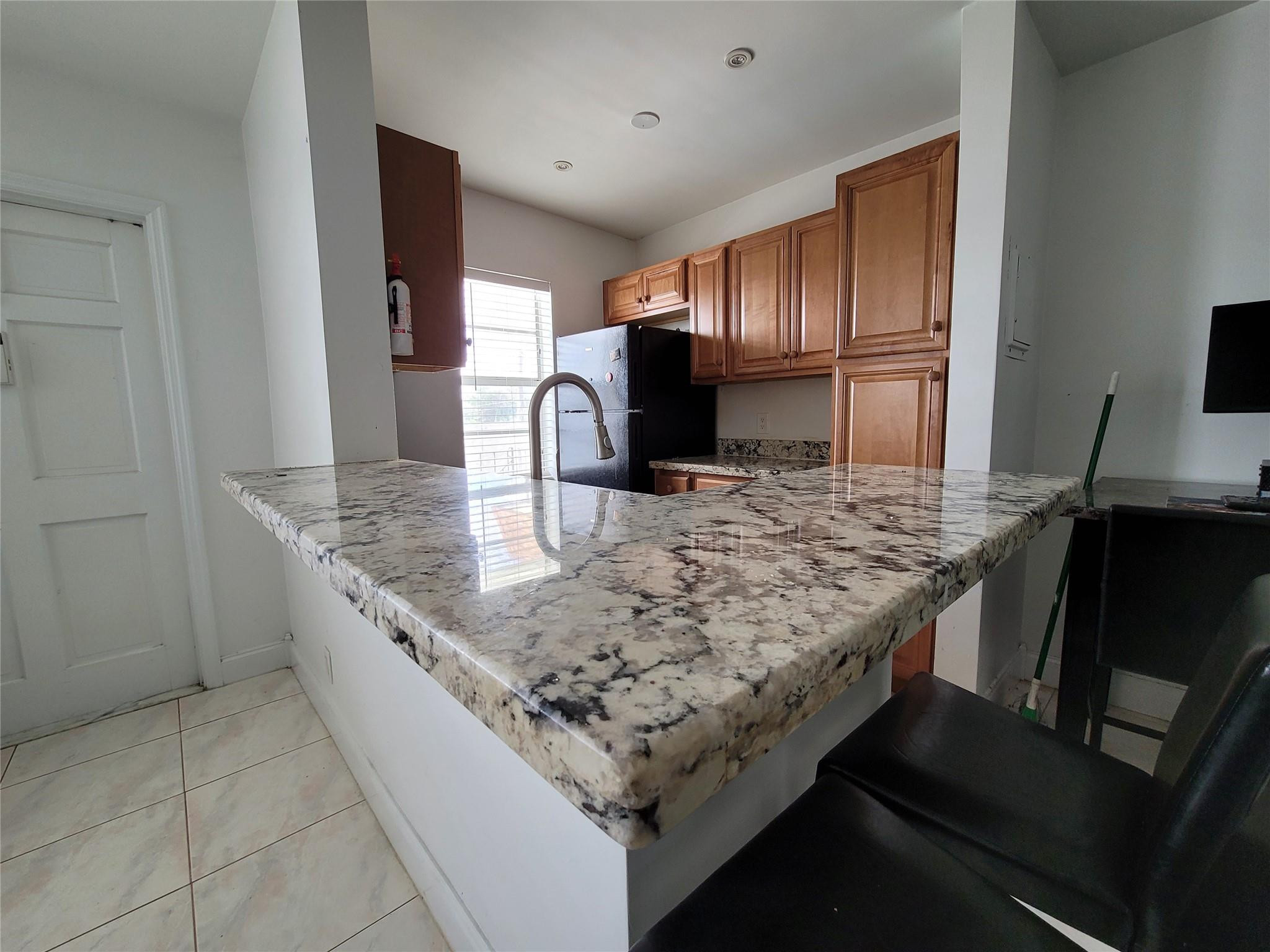 CYPRESS GARDEN - Residential Lease