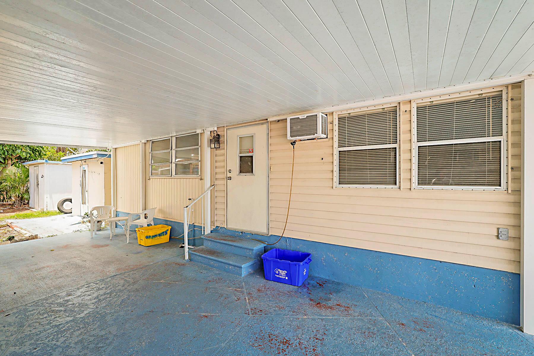 8919 Palm Street, Boynton Beach, FL, 33436/$85,000 1 8919 Palm Street