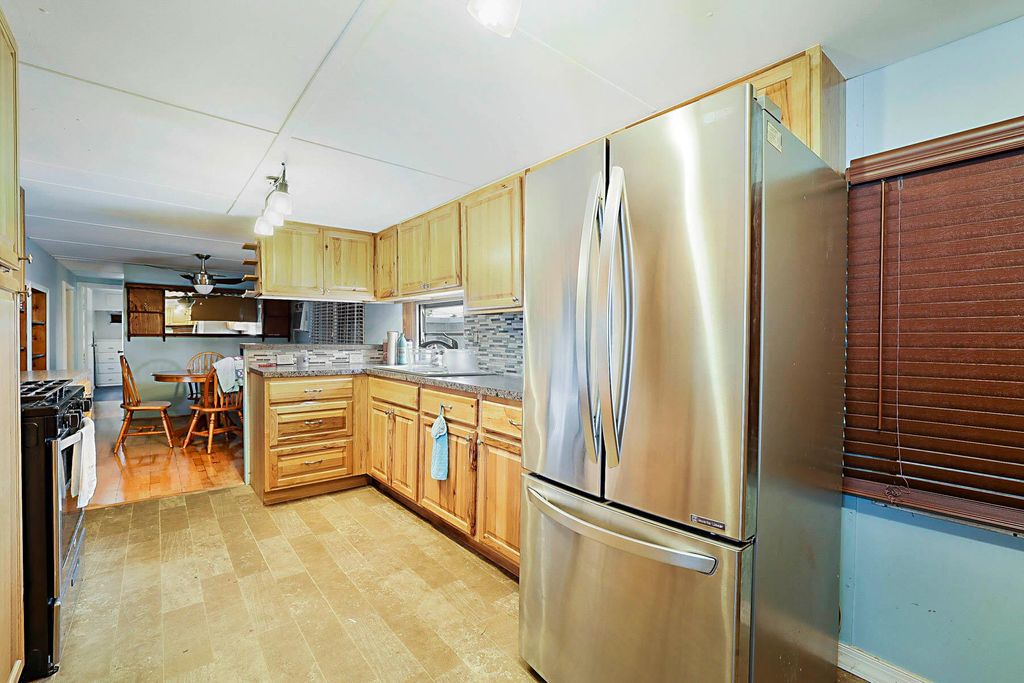 Photo of 8919 Palm Street, Boynton Beach, FL 33436 (MLS # R11092989)