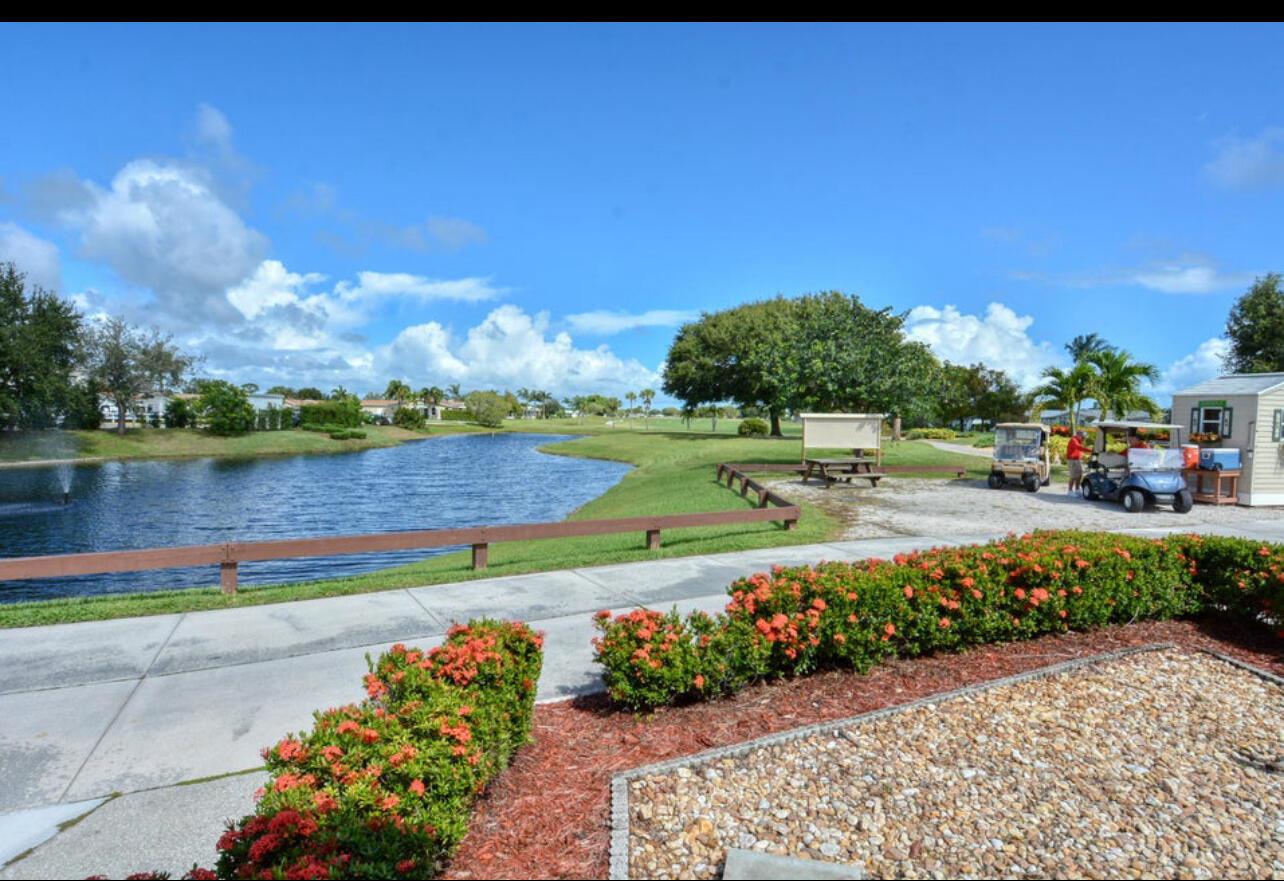 EAGLE'S RETREAT AT SAVANN - Residential