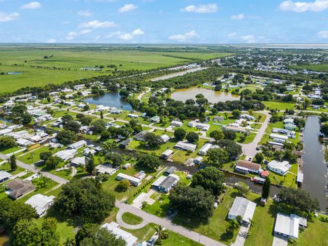 A home in Okeechobee