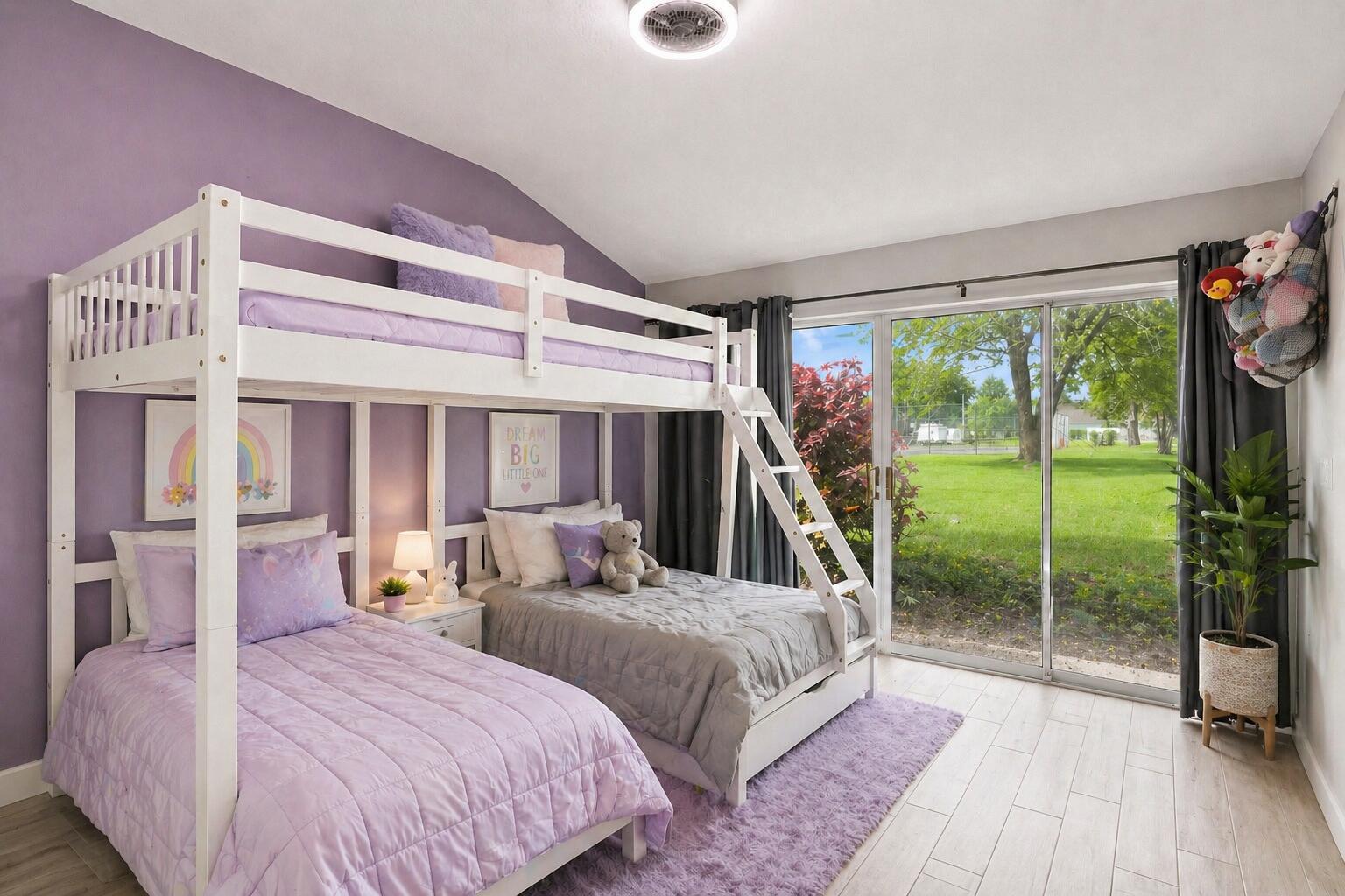 LAKEWOOD ON THE GREEN SEC 2 - Residential
