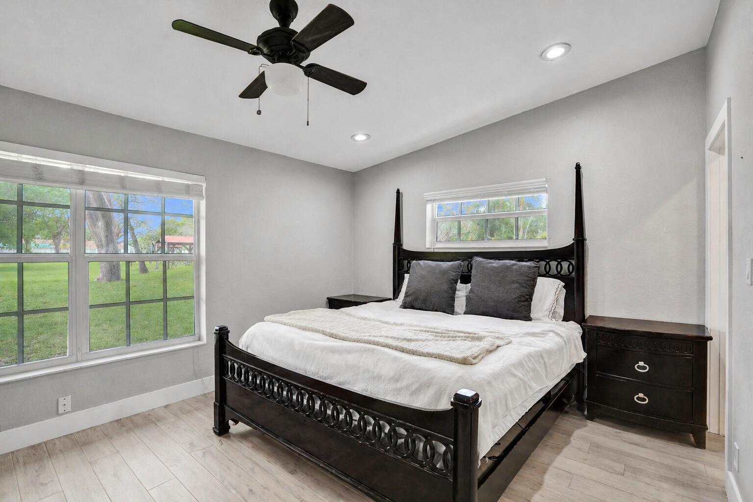 LAKEWOOD ON THE GREEN SEC 2 - Residential