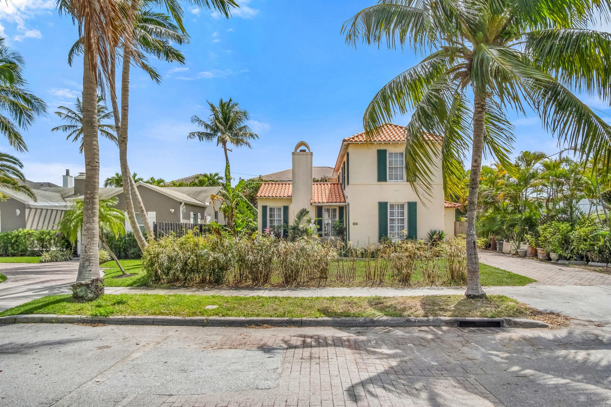 332 Monceaux Road