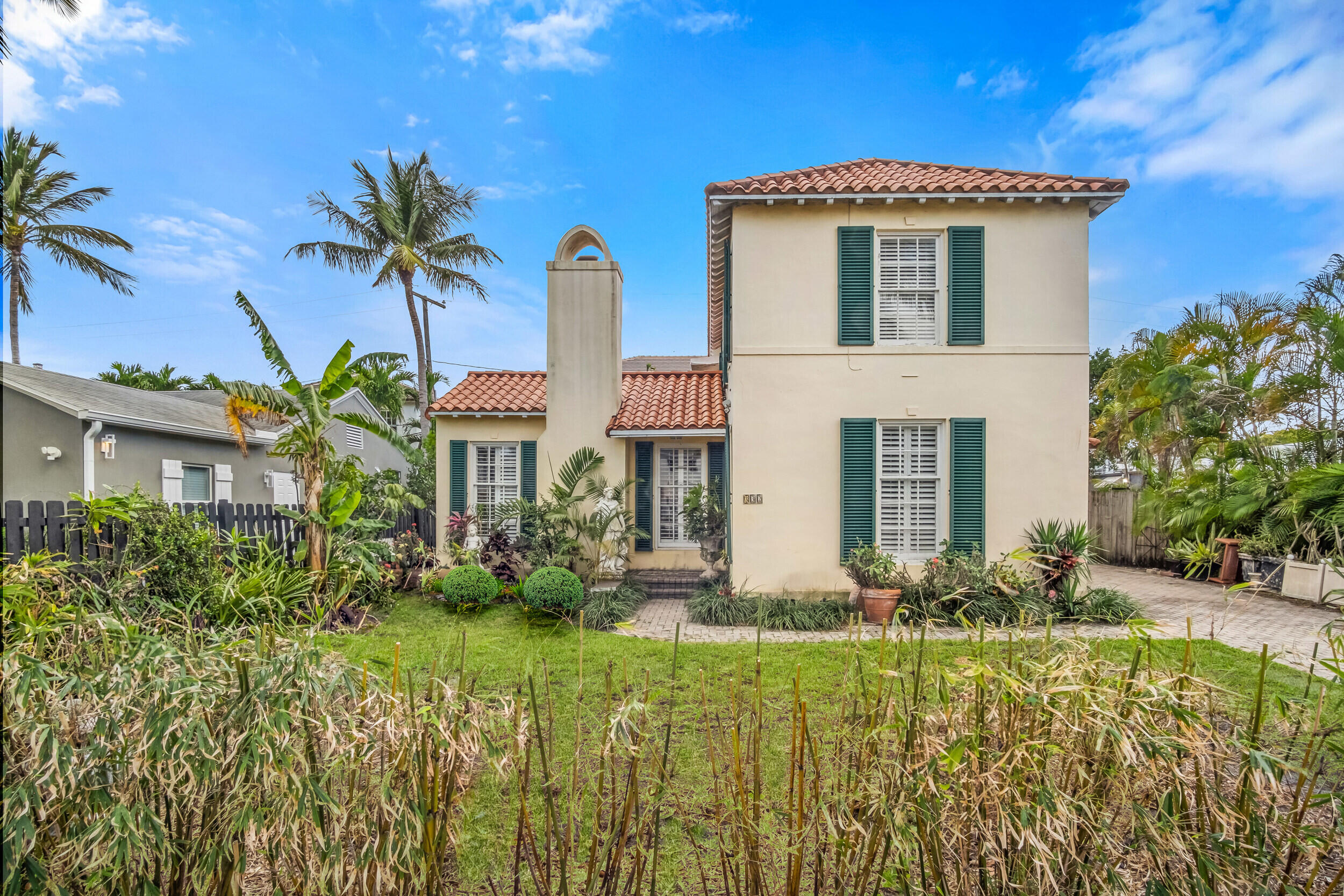 332 Monceaux Road