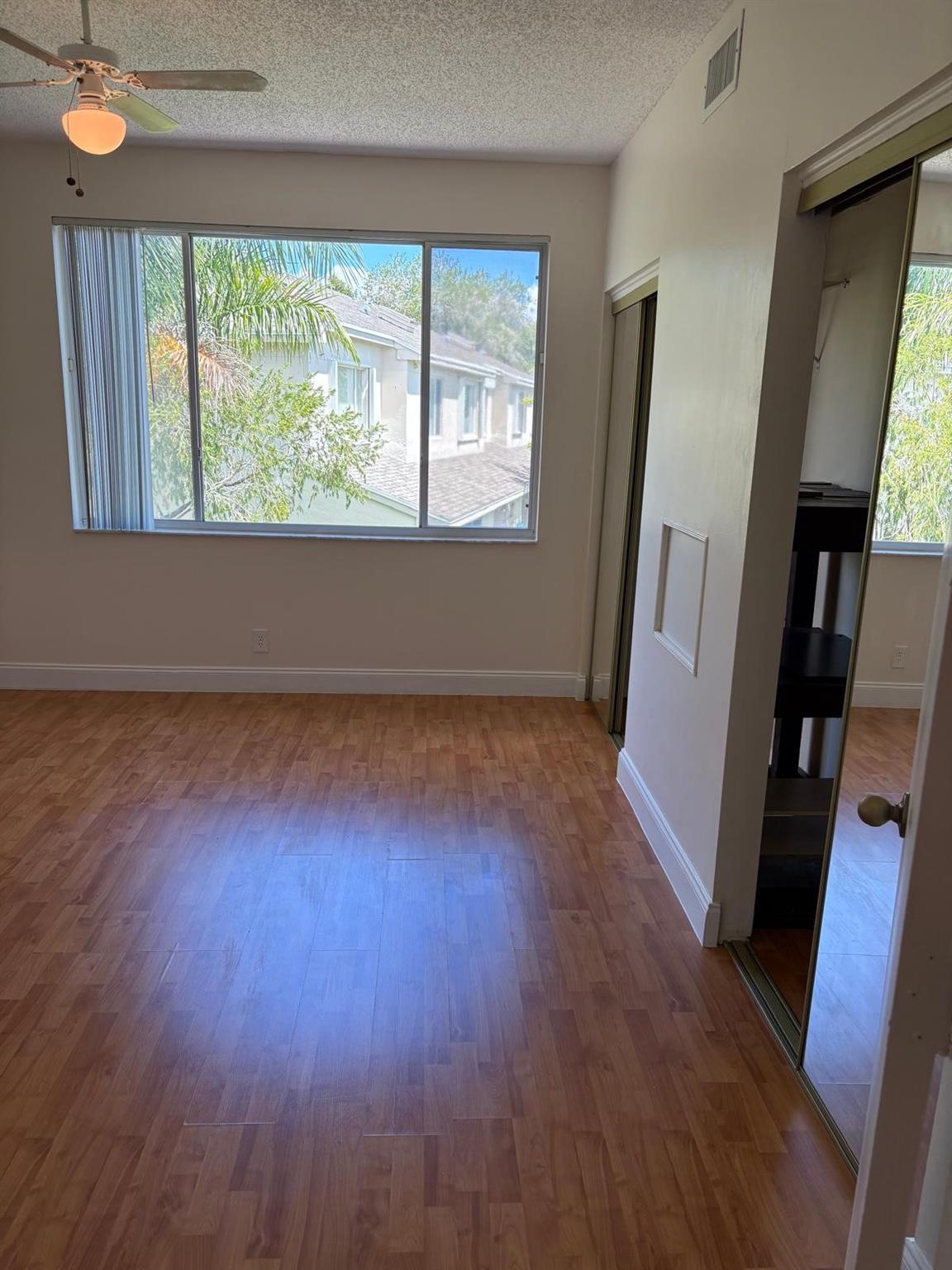 COCONUTS AT BONAVENTURE - Residential Lease