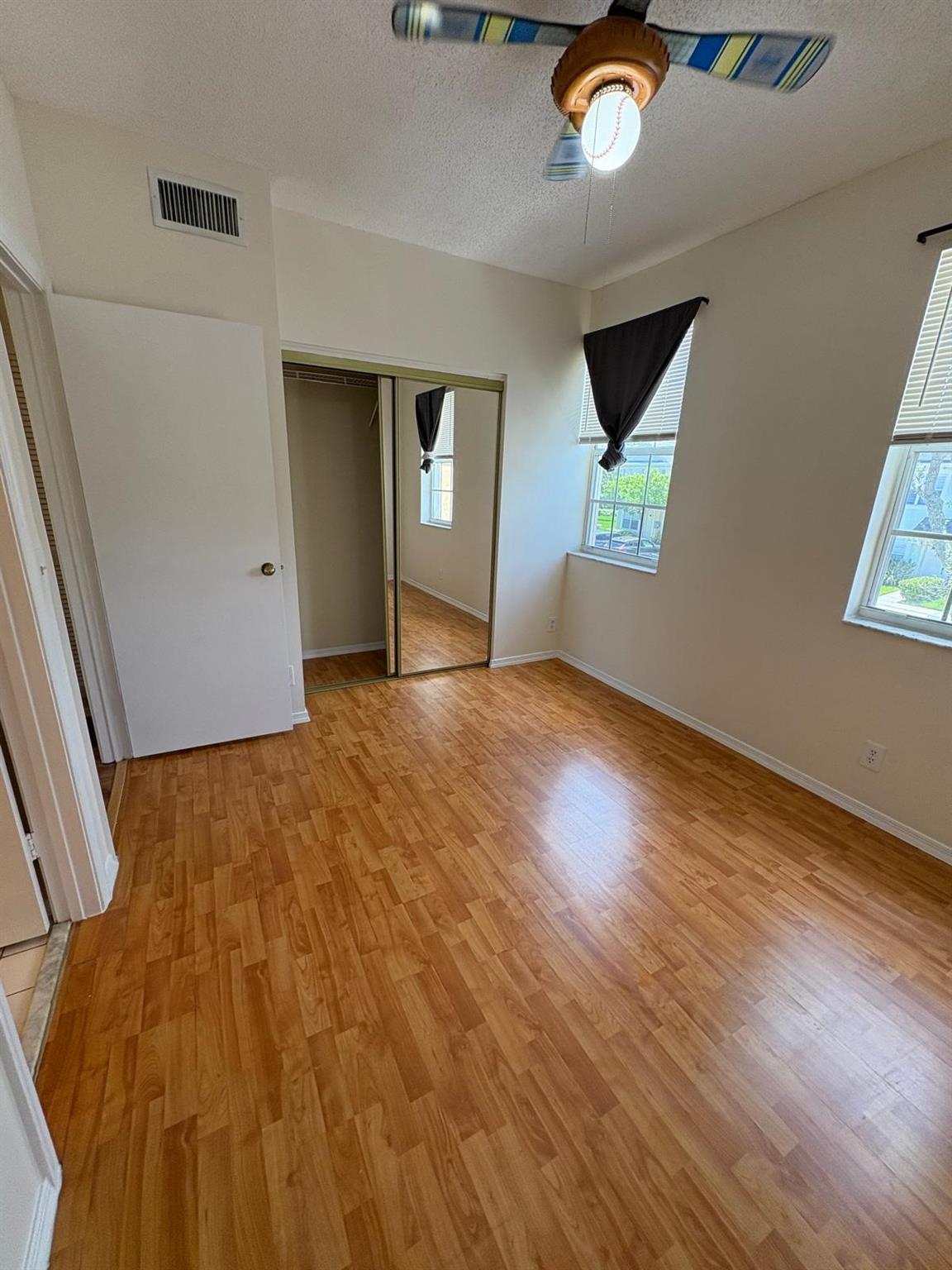 COCONUTS AT BONAVENTURE - Residential Lease