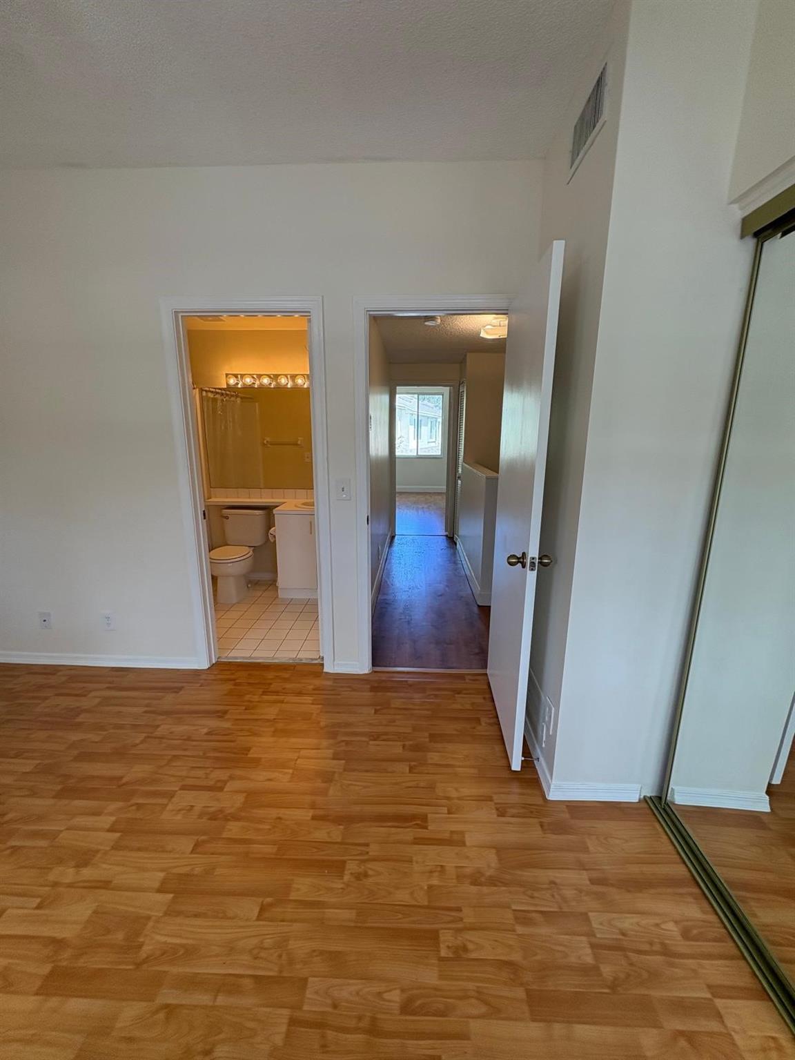COCONUTS AT BONAVENTURE - Residential Lease