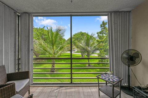 Tiny photo for 103 Royal Park Drive #2e, Oakland Park, FL 33309 (MLS # B26049077)
