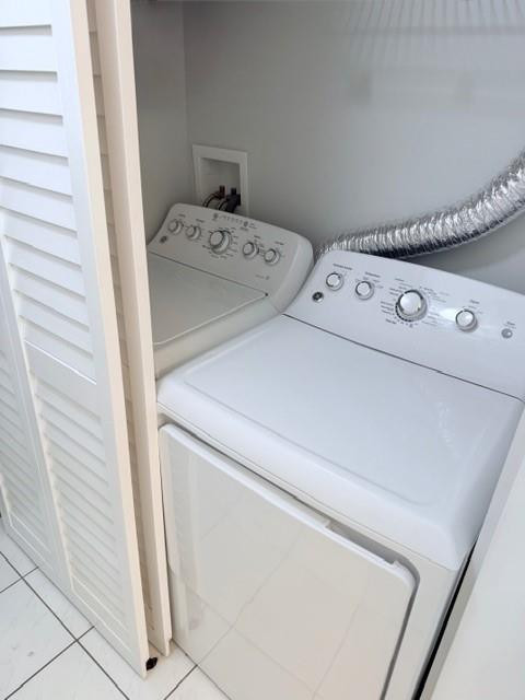 Bay Colony Club - Residential