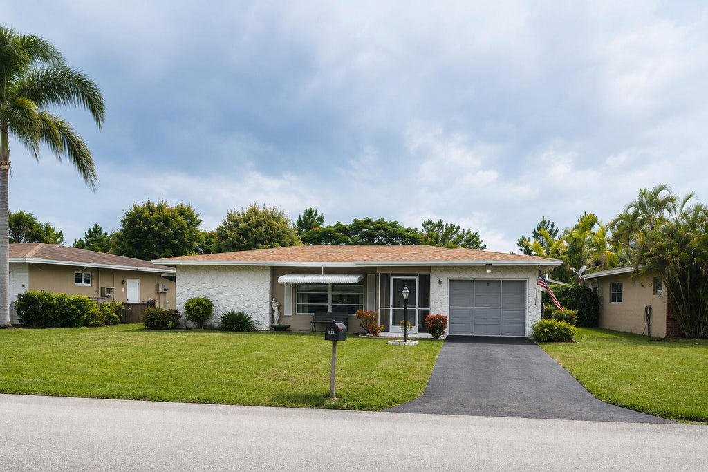 Photo of 4821 NW 13th Avenue, Deerfield Beach, FL 33064 (MLS # B26082768)