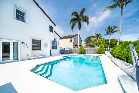 Tiny photo for 18438 NW 11TH Street, Pembroke Pines, FL 33029 (MLS # B26090063)