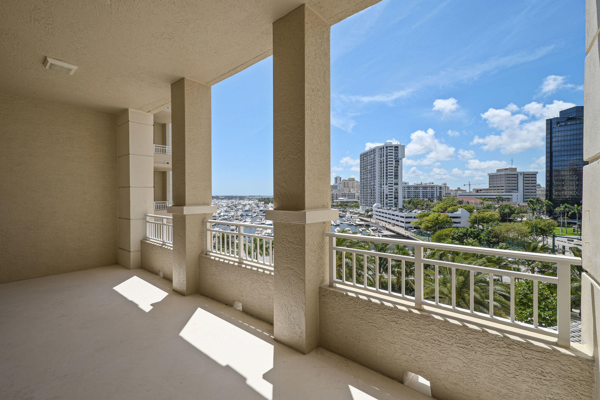 ONE WATERMARK PLACE OF THE PALM BEACHES - Residential