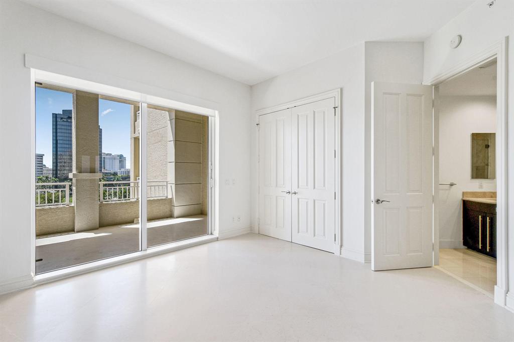 ONE WATERMARK PLACE OF TH - Residential