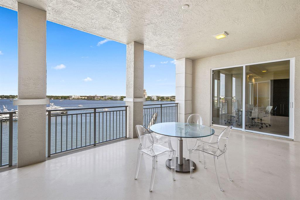 ONE WATERMARK PLACE OF TH - Residential