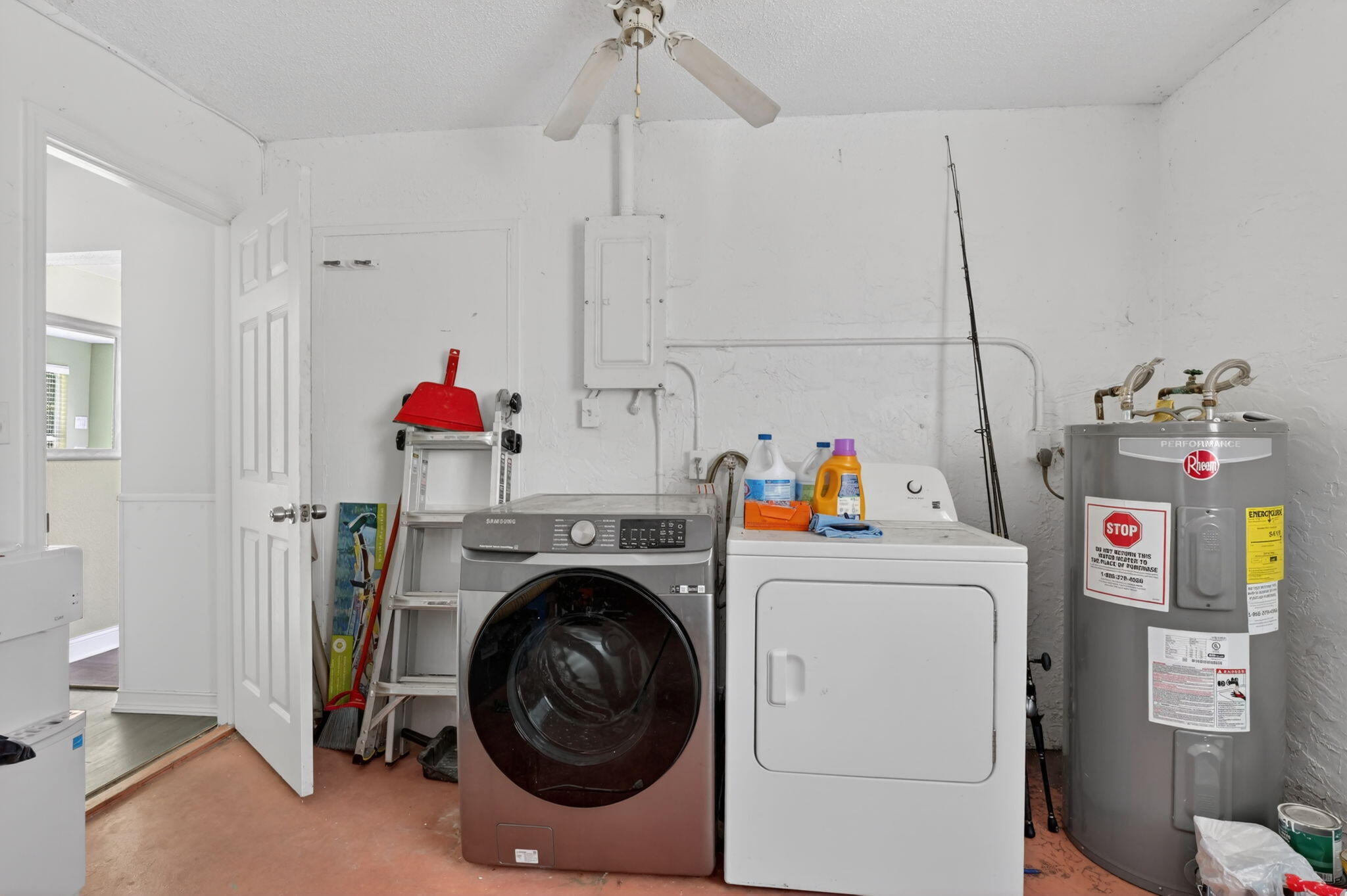 RIVERBEND - Residential