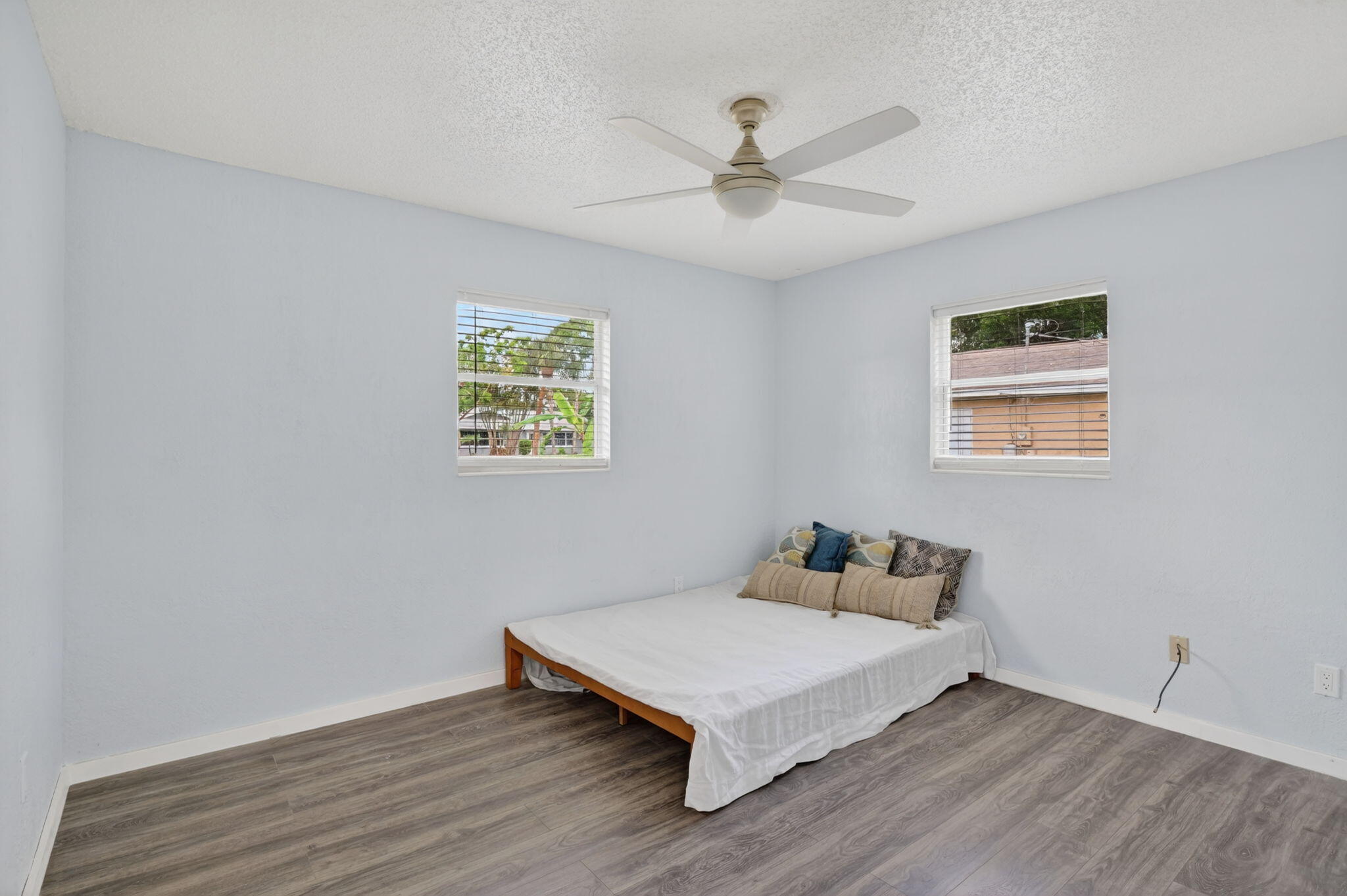 RIVERBEND - Residential