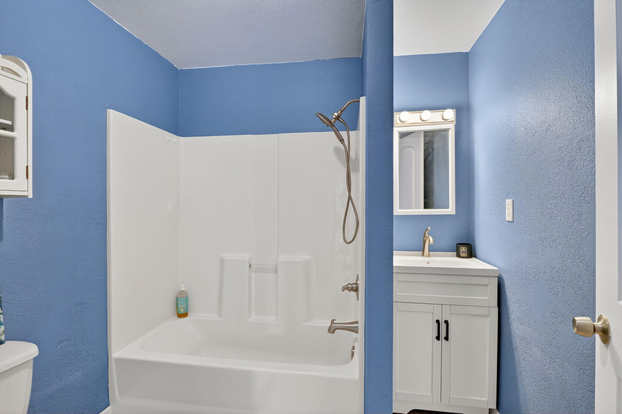 RIVERBEND - Residential