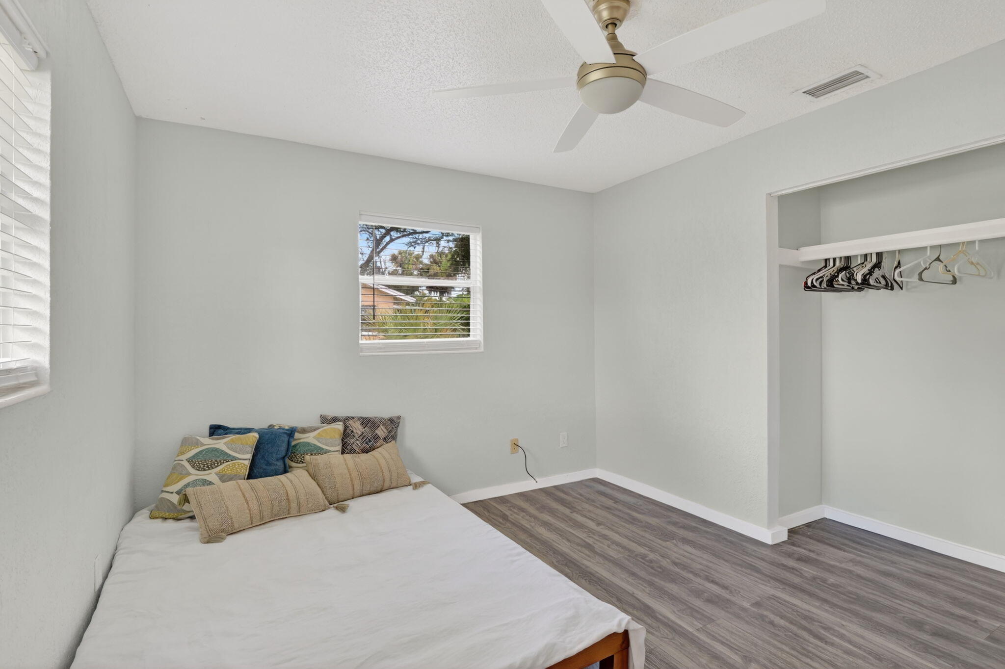 RIVERBEND - Residential