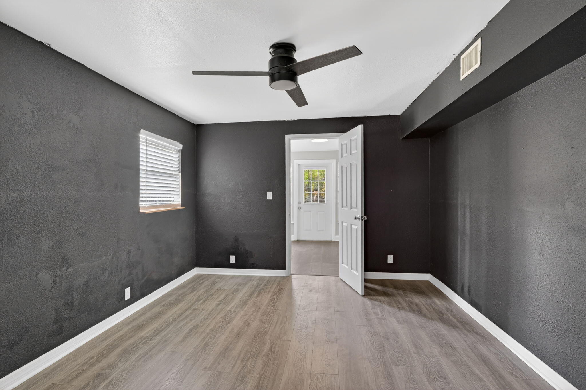 RIVERBEND - Residential