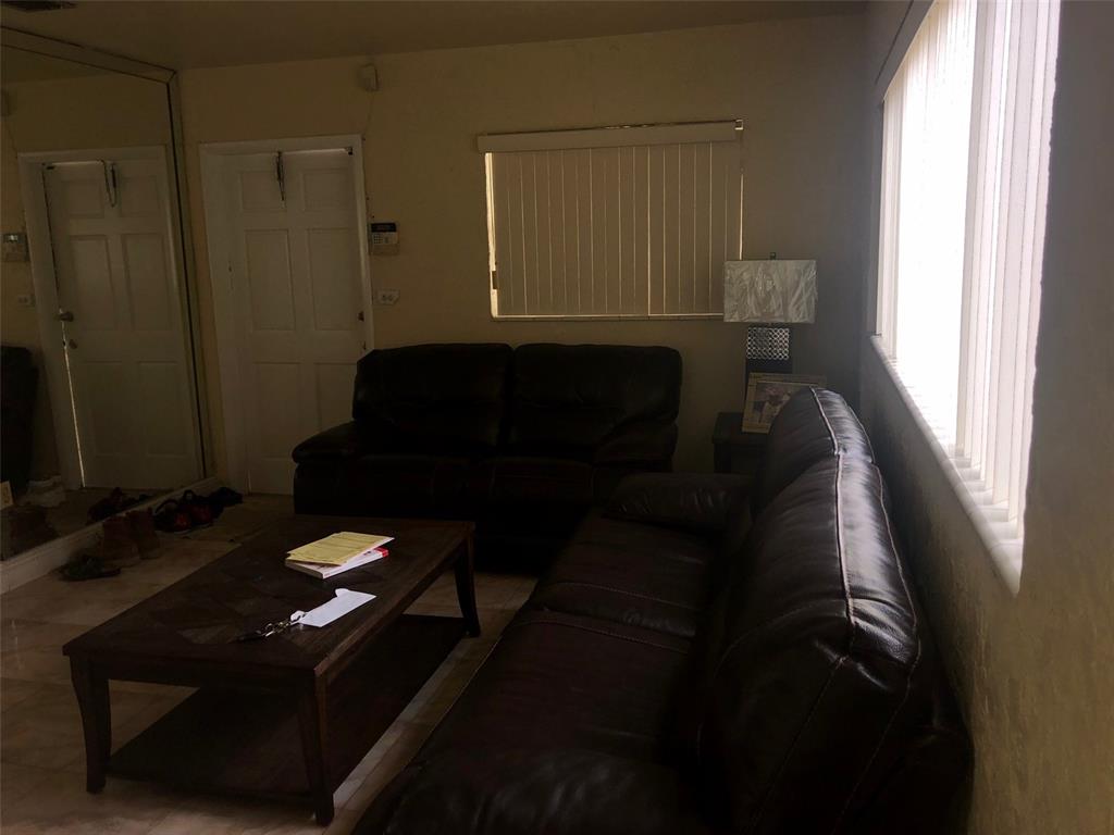 RIVERDALE ESTS SEC 1 - Residential