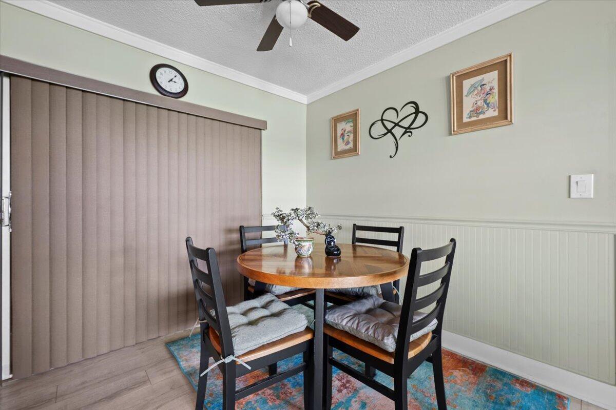 907 SW 5th Court