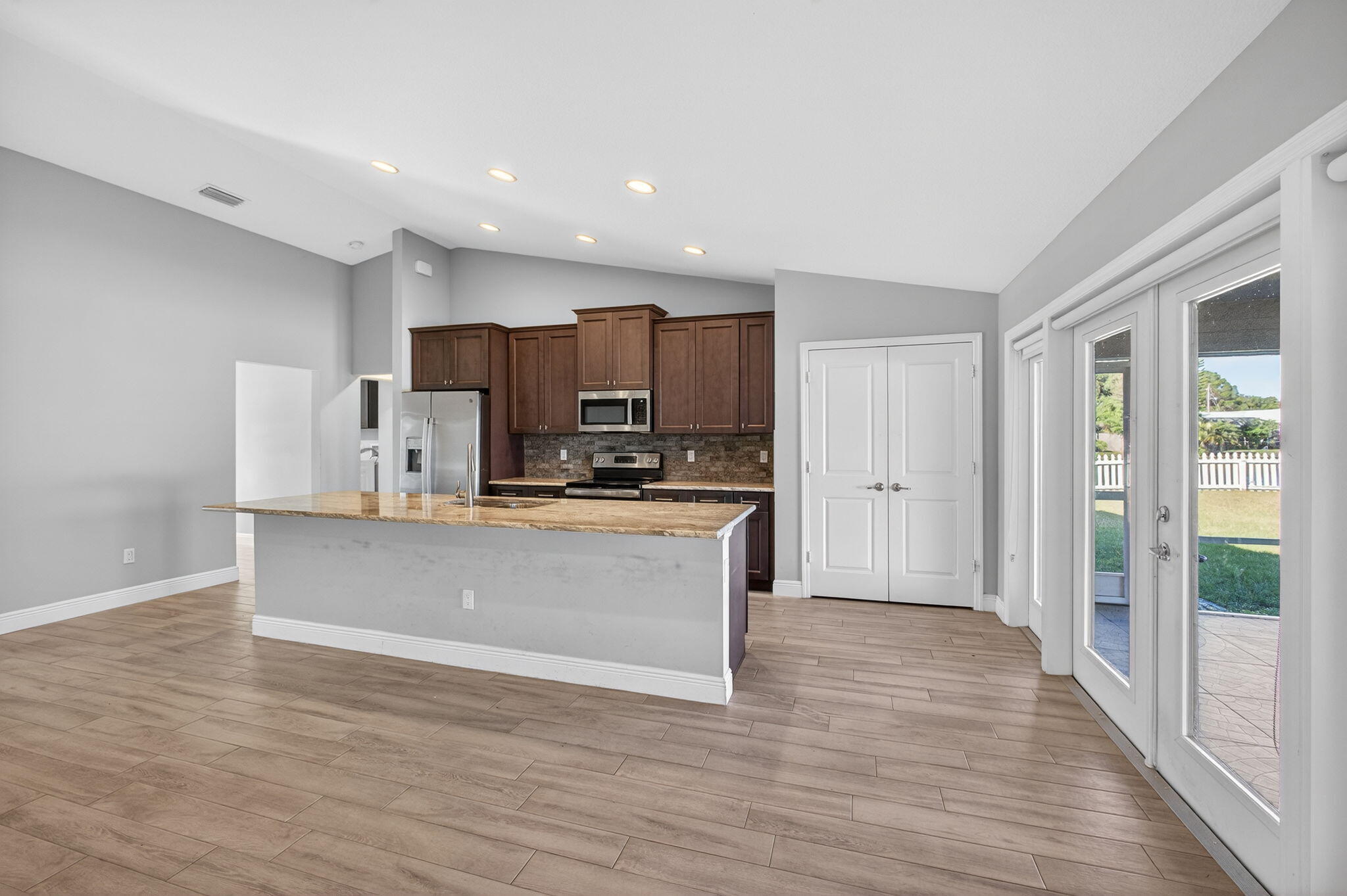 PORT ST LUCIE SECTION 30 - Residential